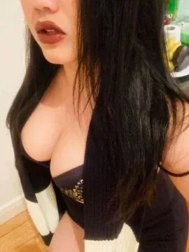 Photo 1 from listing “Narena”, age 38