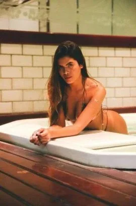 Photo 1 from listing “Sasha”, age 21