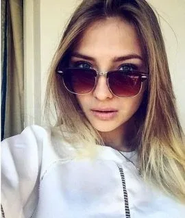 Photo 1 from listing “OLIVIANA”, age 23