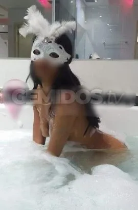 Photo 1 from listing “Flávia Oliveira”, age 24