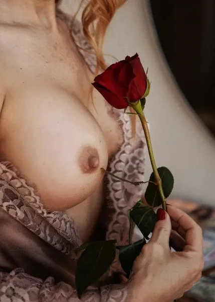 Photo 1 from listing “LIANA”, age 37