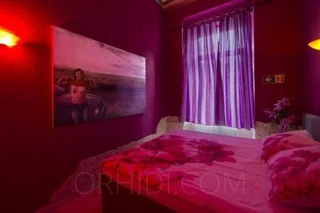 Photo 1 from listing “Club 120”, age 30