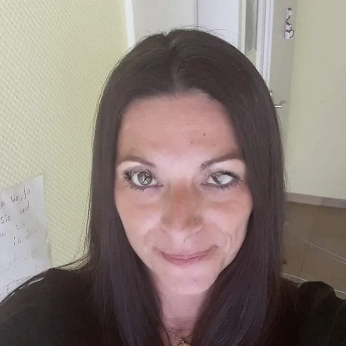 Photo 1 from listing “Sandra”, age 33