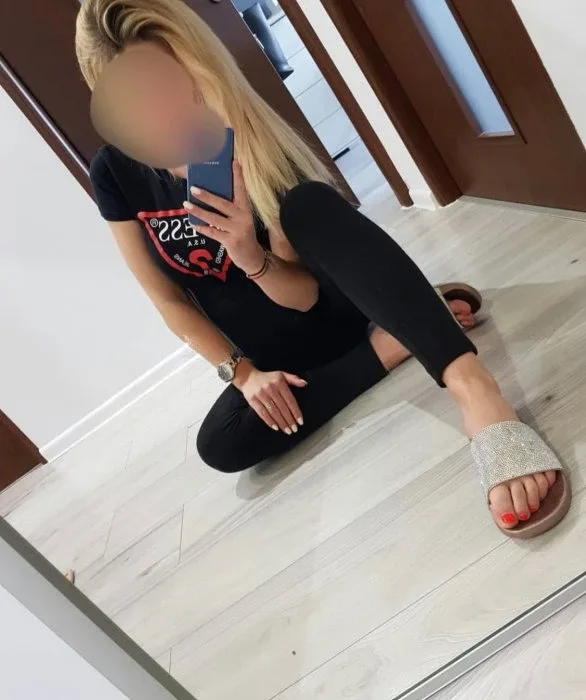 Photo 1 from listing “Leila duo”, age 29