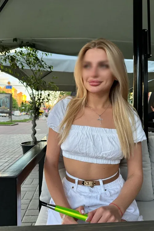 Photo 1 from listing “Giorgina”, age 25