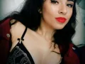 Photo 1 from listing “Mia”, age 33