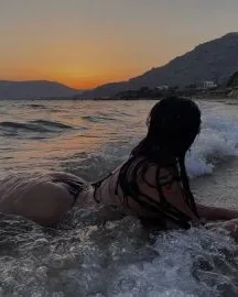 Photo from listing “Pia”, age 22