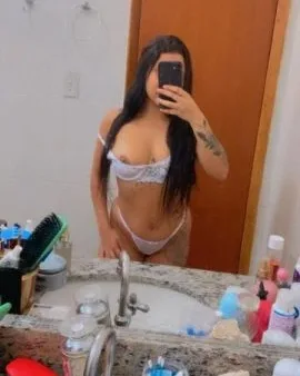 Photo from listing “Luna Capelli”