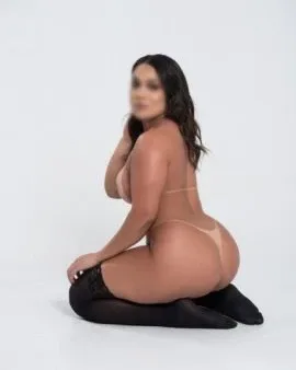 Photo from listing “Sophie Araújo”