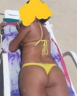 Photo from listing “Mikarla Oliveira”, age 26