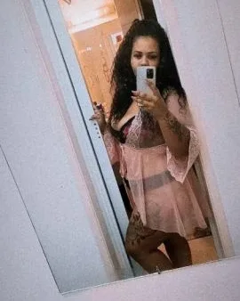 Photo from listing “Flora Oliver”
