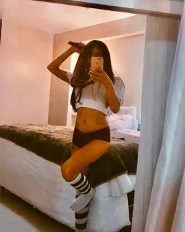 Photo from listing “Valentina Vieira”, age 28