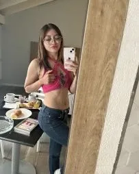 Photo from listing “Luli”, age 22