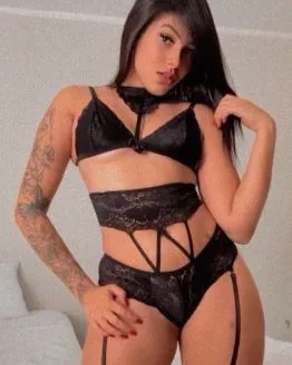 Photo from listing “Fernanda Ribeiro”, age 27