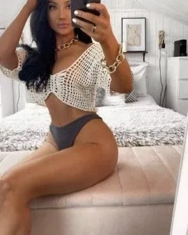 Photo from listing “Yasemin”, age 34