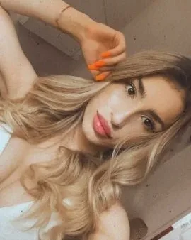 Photo from listing “Larisa”, age 26