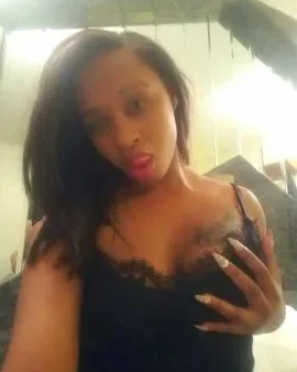 Photo from listing “Isabella”, age 30