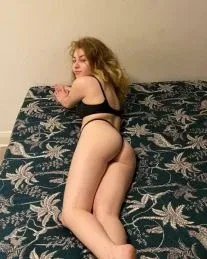 Photo from listing “Amanda”