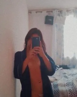 Photo from listing “Pati Paiva”, age 26