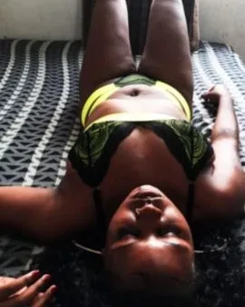 Photo from listing “Allana Silva”, age 27