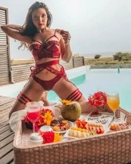 Photo from listing “Dora”, age 28