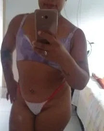 Photo from listing “Viviane Araújo”