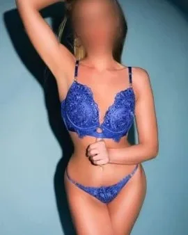 Photo from listing “Holly”, age 33
