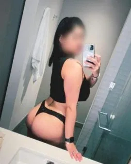 Photo from listing “Raquel”, age 26