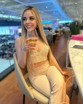 Photo from listing “Sofía”, age 25