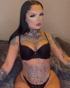 Photo from listing “Elle Beltran”, age 29