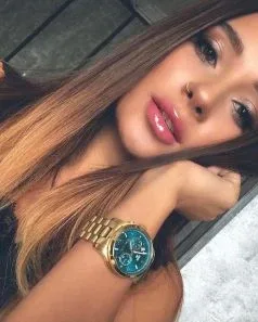 Photo from listing “Chella Sexy”