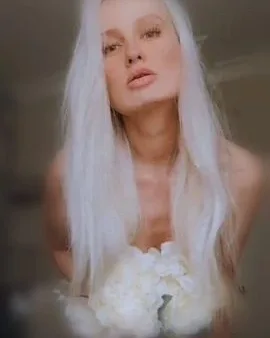 Photo from listing “Ela”, age 37