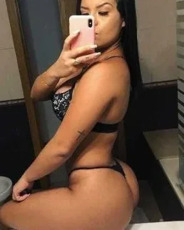 Photo from listing “Evelyn Patrícia”