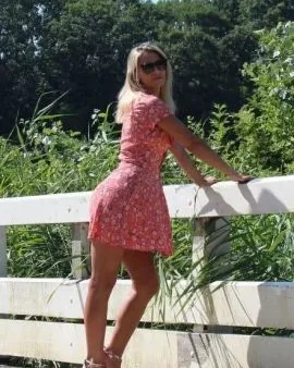 Photo from listing “Alesandra”, age 31