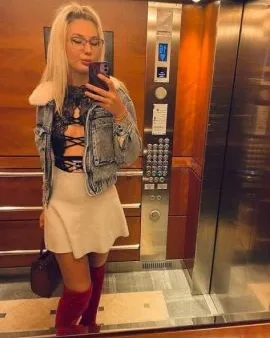 Photo from listing “Larisa”, age 26