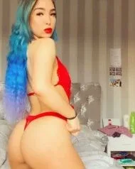 Photo from listing “Laura”