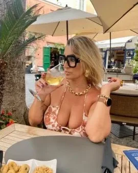 Photo from listing “Elena”, age 44