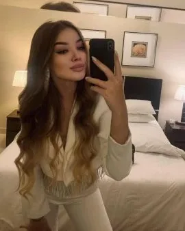 Photo from listing “Luna”, age 29