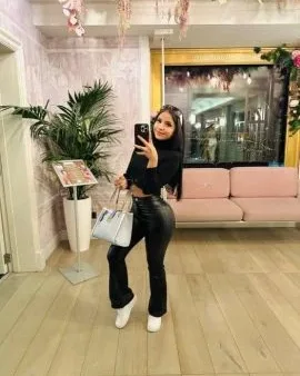 Photo from listing “Paola”, age 24