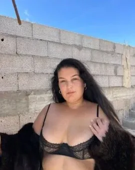 Photo from listing “Valentina”, age 25