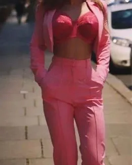 Photo from listing “Penelope”, age 35