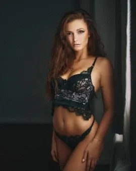 Photo from listing “Monique”, age 27
