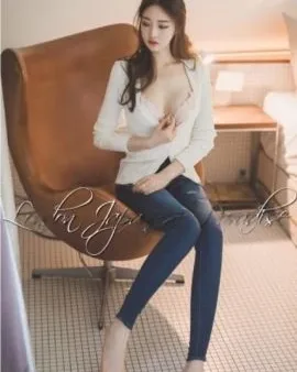 Photo from listing “Lucy”, age 26
