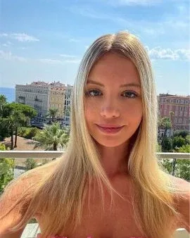 Photo from listing “Janna”, age 27