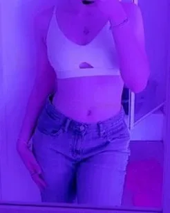 Photo from listing “Elena”, age 23