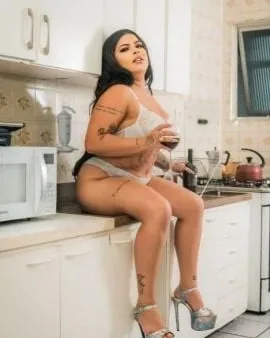 Photo from listing “Anitta”, age 24
