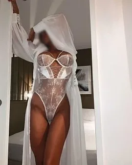 Photo from listing “Natalie”, age 29