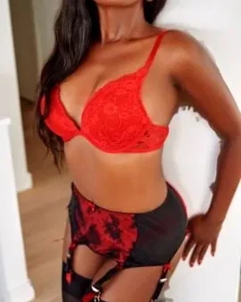 Photo from listing “Naomi”, age 38