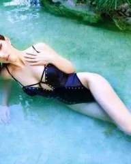 Photo from listing “Victoria”, age 26