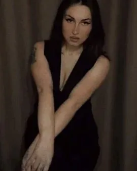 Photo from listing “Nora”, age 24